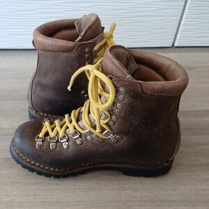 Vintage Aolomite guida lavaredo mountaining hiking boots leather made in italy